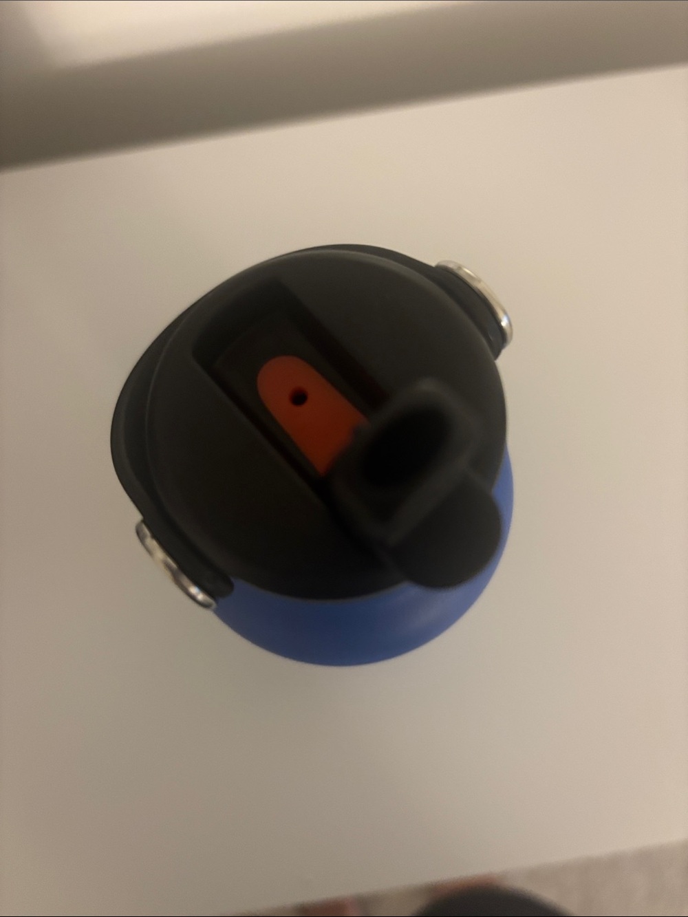 Hydro Flask Bottle - Picture 2 of 3